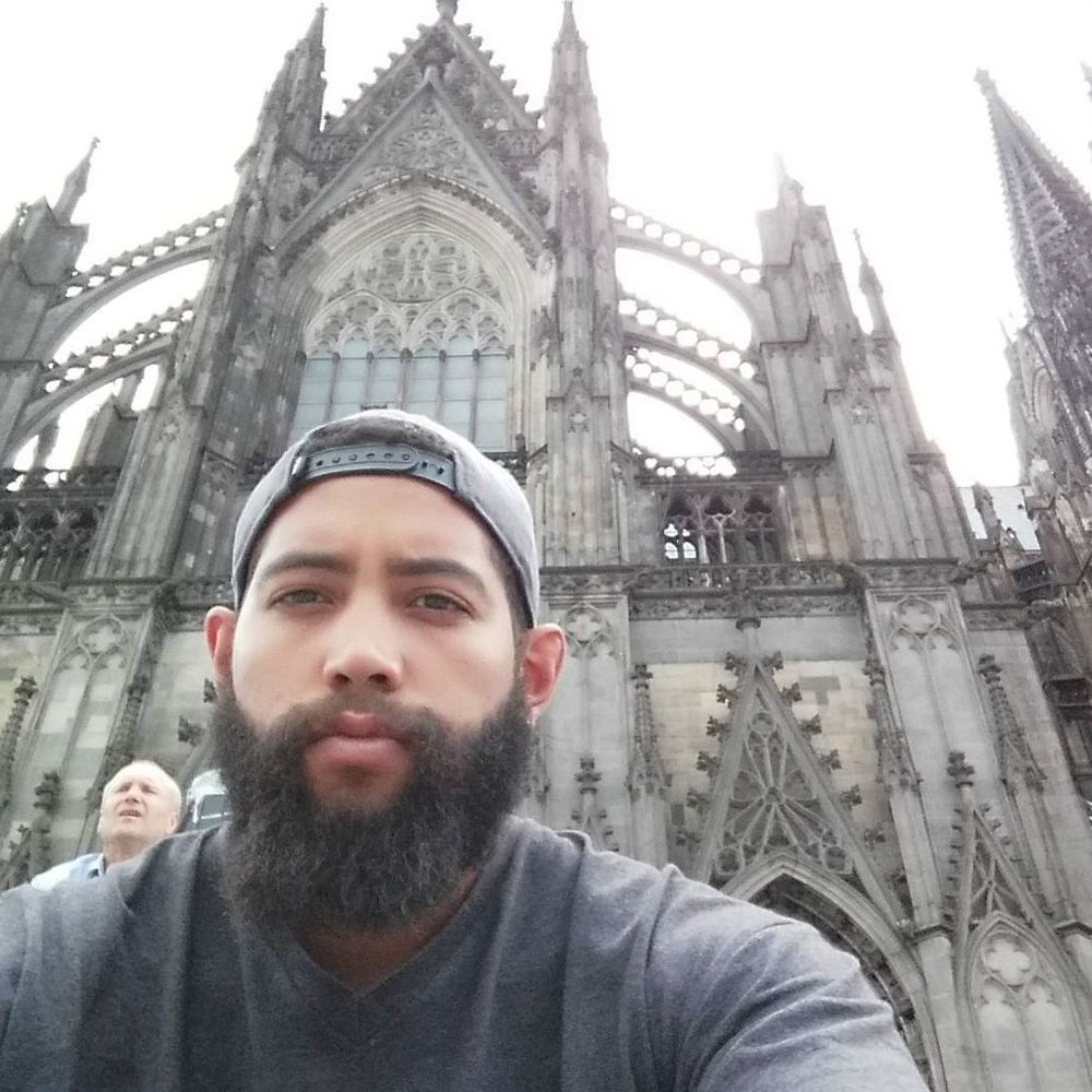 Meet your Posher, Trav